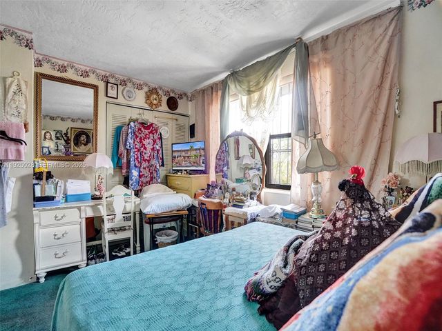 2770 NW 193rd Ter, Miami Gardens, FL 33056