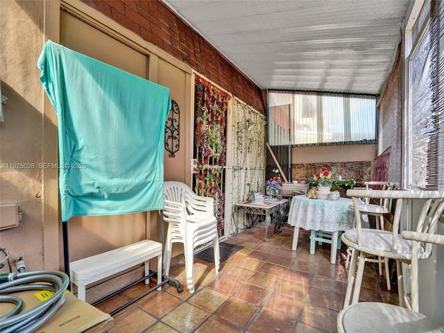 2770 NW 193rd Ter, Miami Gardens, FL 33056