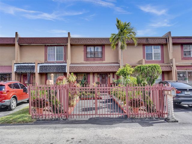 2770 NW 193rd Ter, Miami Gardens, FL 33056