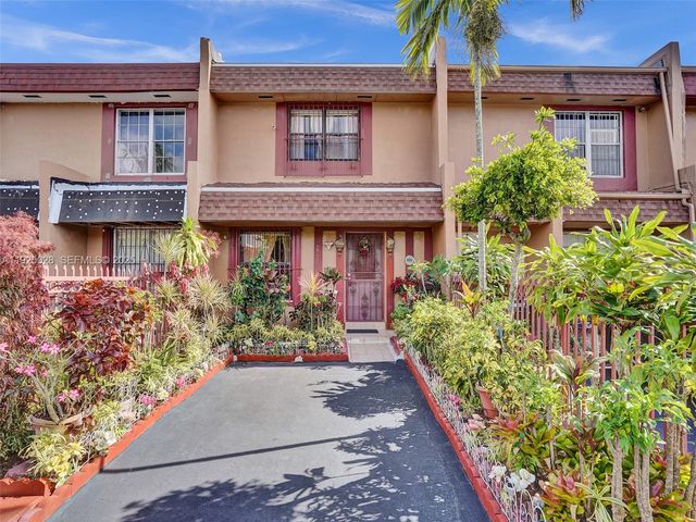 2770 NW 193rd Ter, Miami Gardens, FL 33056