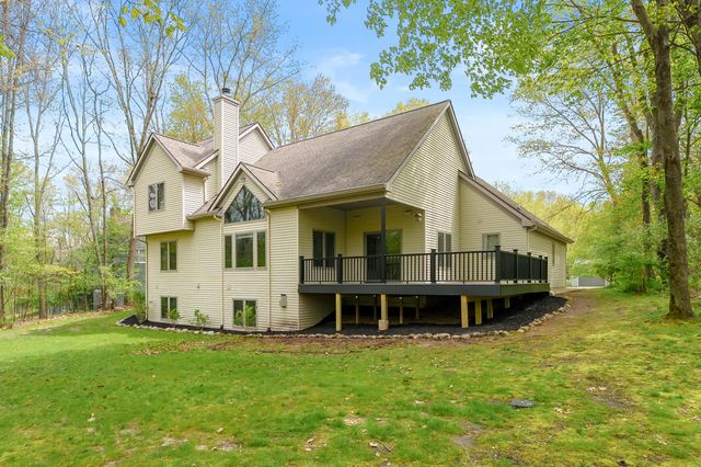 6147 Autumn Ridge, Richland Twp, MI 49083