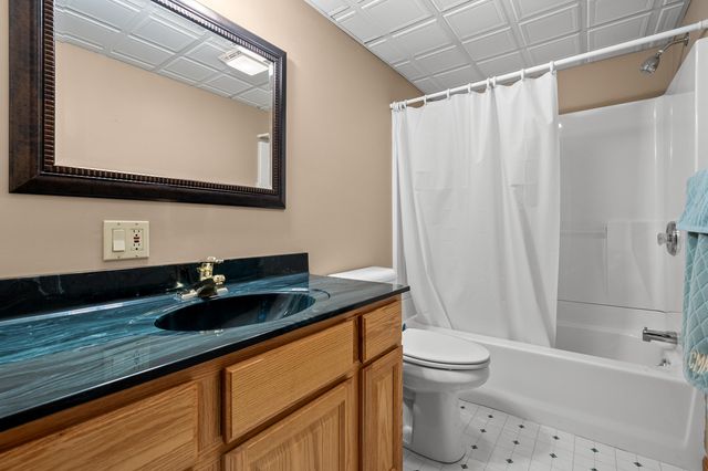 6147 Autumn Ridge, Richland Twp, MI 49083
