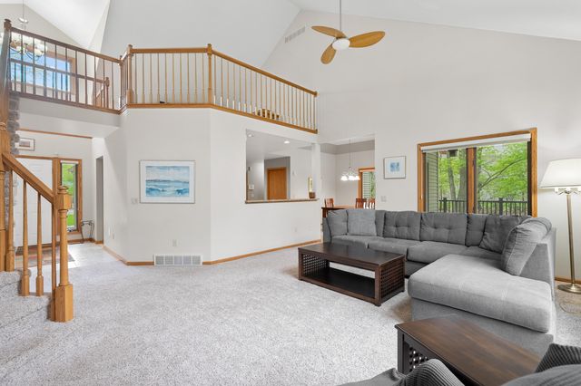 6147 Autumn Ridge, Richland Twp, MI 49083