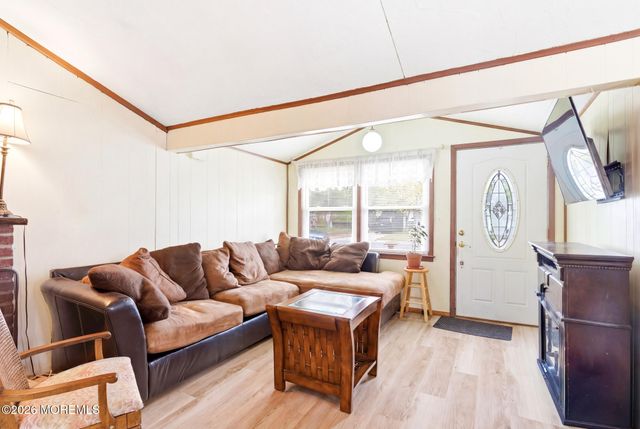 172 Cherry Quay Road, Brick, NJ 08723