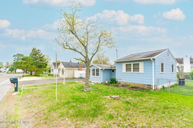 172 Cherry Quay Road, Brick, NJ 08723