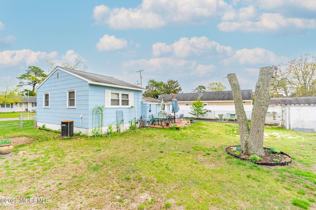 172 Cherry Quay Road, Brick, NJ 08723