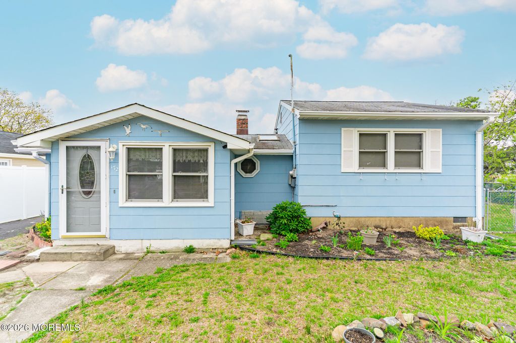 172 Cherry Quay Road, Brick, NJ 08723