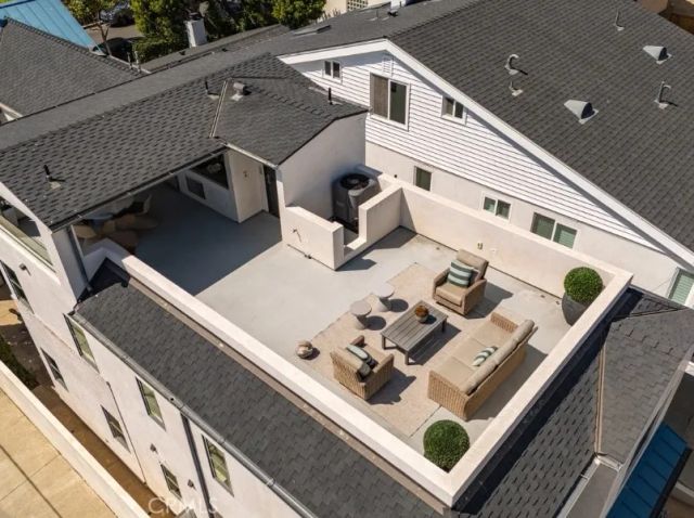 408 Poinsettia Avenue, Corona Del Mar, CA 92625