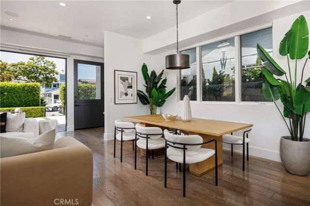 408 Poinsettia Avenue, Corona Del Mar, CA 92625
