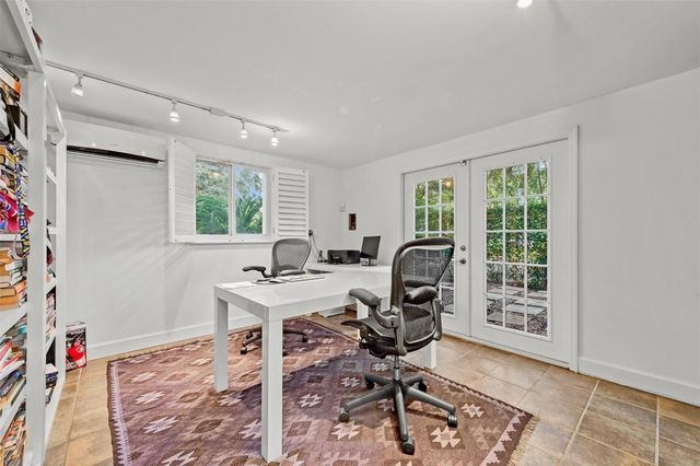 1221 SW 18th Street, Fort Lauderdale, FL 33315