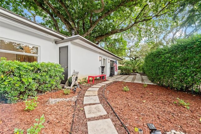 1221 SW 18th Street, Fort Lauderdale, FL 33315