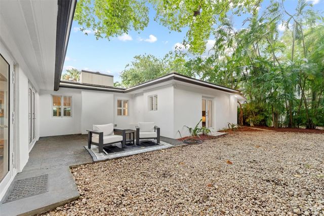 1221 SW 18th Street, Fort Lauderdale, FL 33315