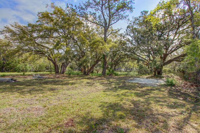 322 Lantana Drive, Charleston, SC 29407