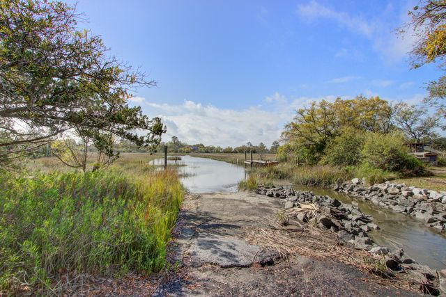 322 Lantana Drive, Charleston, SC 29407