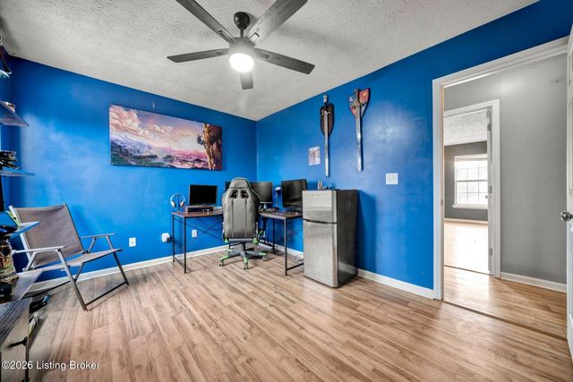 10612 Evanwood Dr, Louisville, KY 40228