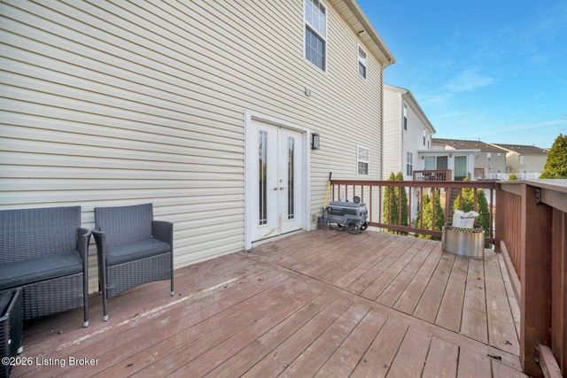 10612 Evanwood Dr, Louisville, KY 40228