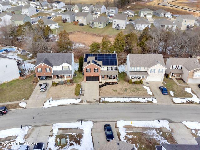 10612 Evanwood Dr, Louisville, KY 40228