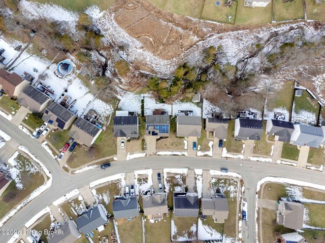 10612 Evanwood Dr, Louisville, KY 40228