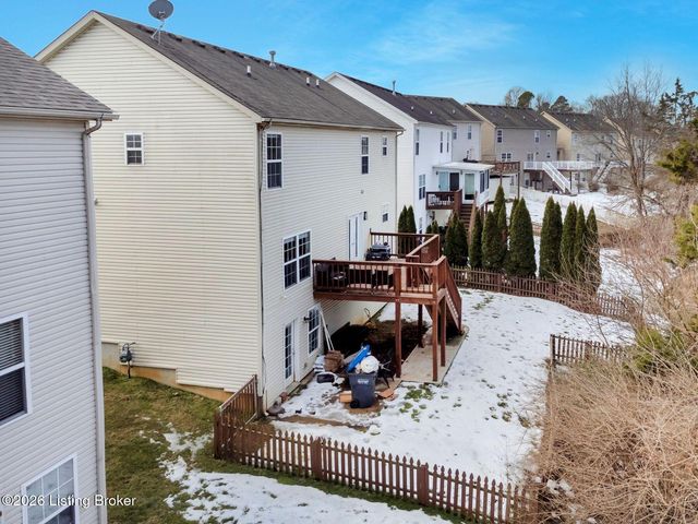 10612 Evanwood Dr, Louisville, KY 40228