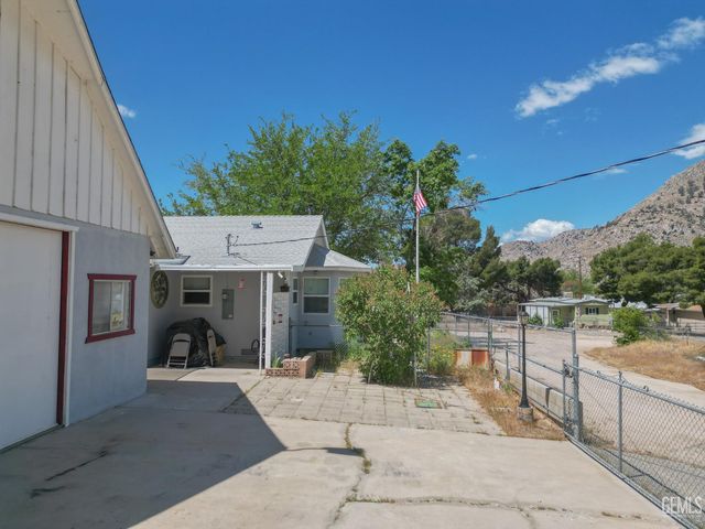 8212 Rocky Hill Road, Onyx, CA 93255