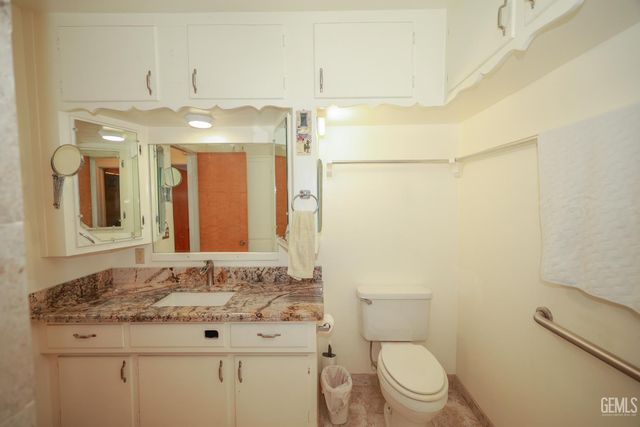 8212 Rocky Hill Road, Onyx, CA 93255