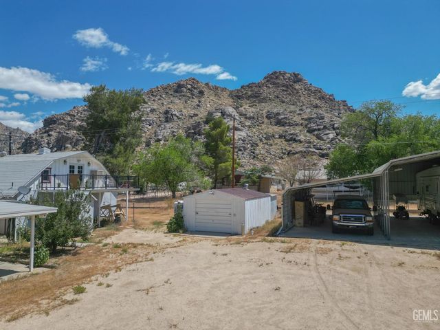 8212 Rocky Hill Road, Onyx, CA 93255