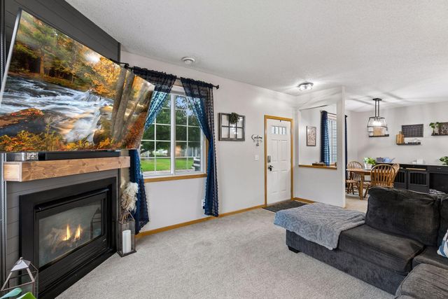 1853 Pintail Avenue, Shakopee, MN 55379