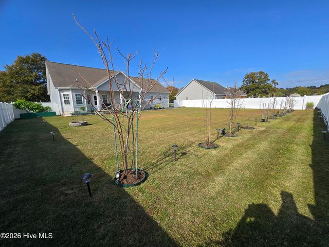 412 Moss Springs Drive, Swansboro, NC 28584