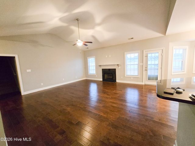 412 Moss Springs Drive, Swansboro, NC 28584