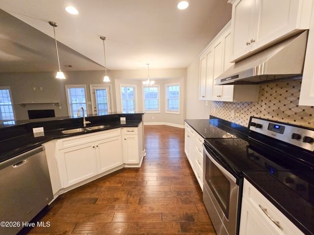 412 Moss Springs Drive, Swansboro, NC 28584