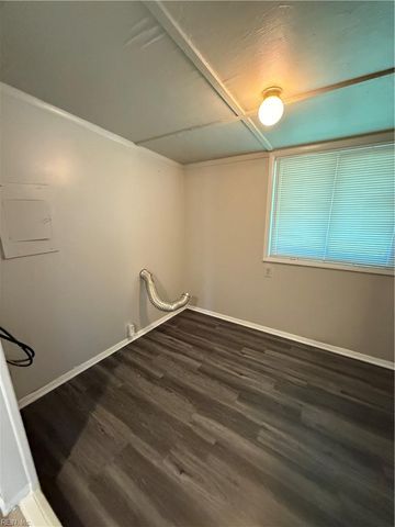 2001 Neville CIR, Hampton, VA 23663