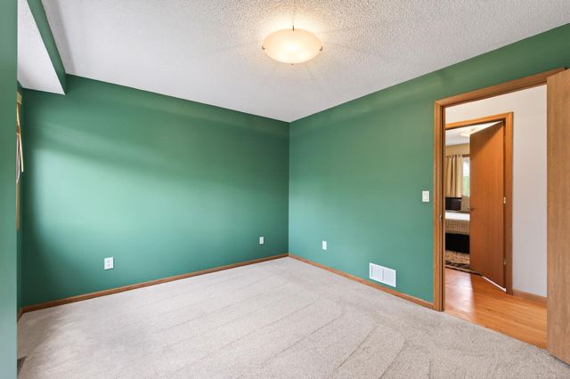 12058 Quay Street NW, Coon Rapids, MN 55433