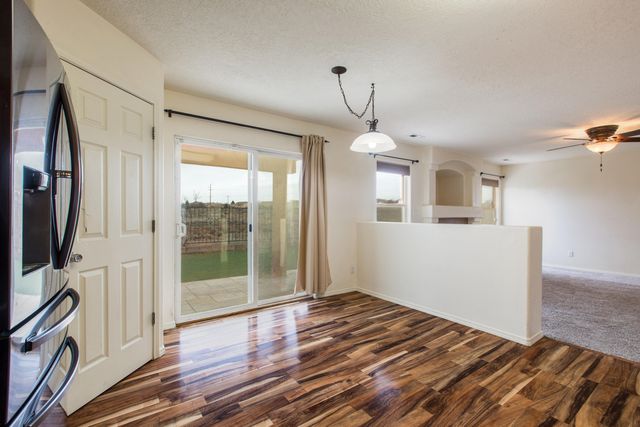 6520 Avenida Seville NW, Albuquerque, NM 87114
