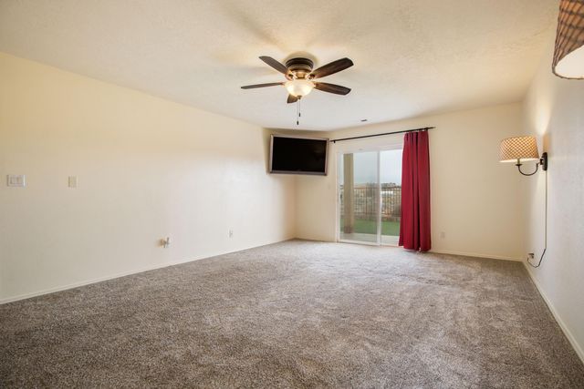 6520 Avenida Seville NW, Albuquerque, NM 87114