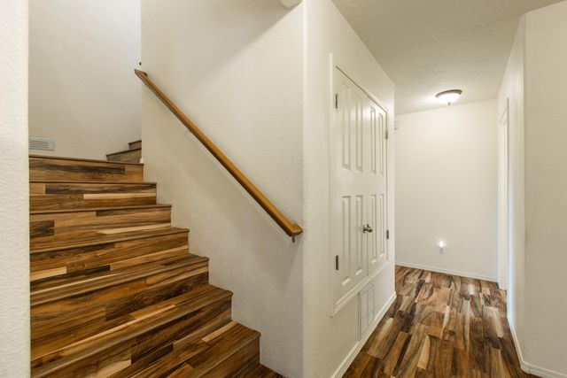 6520 Avenida Seville NW, Albuquerque, NM 87114