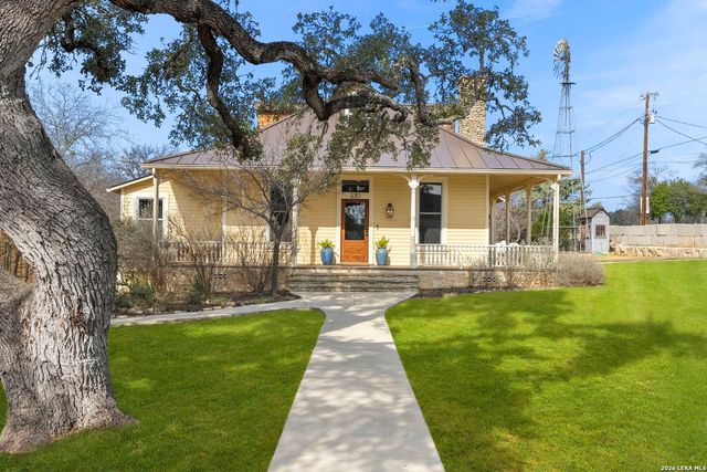 107 High Street, Comfort, TX 78013