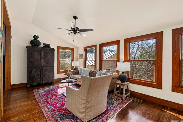 107 High Street, Comfort, TX 78013