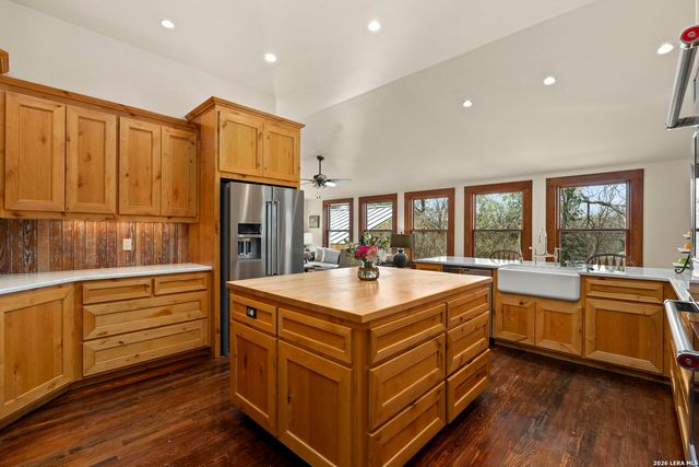 107 High Street, Comfort, TX 78013