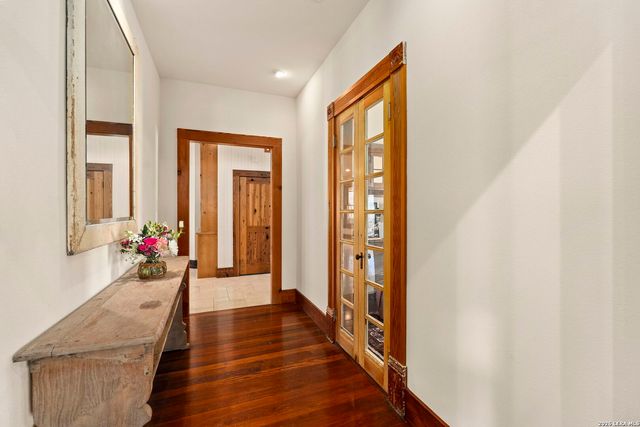 107 High Street, Comfort, TX 78013