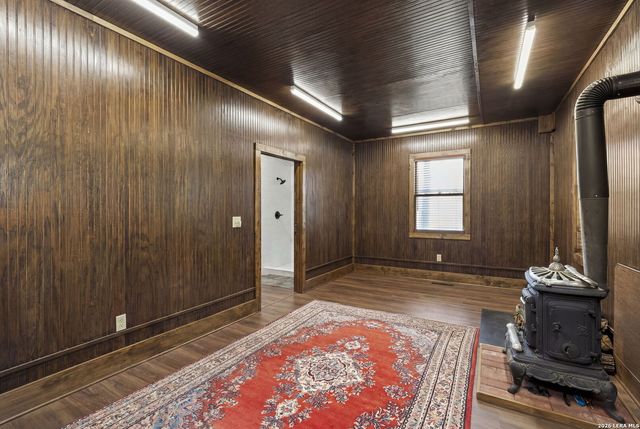 107 High Street, Comfort, TX 78013