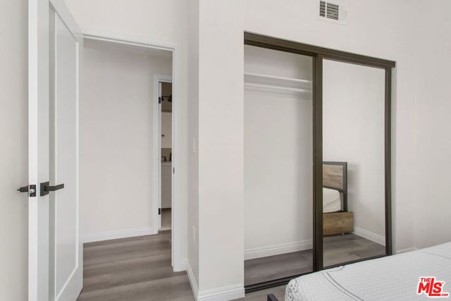 1460 W 22nd Street, Los Angeles, CA 90007