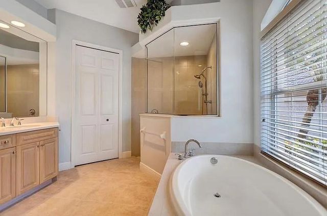 1704 AMBERWYND CIRCLE W, Palmetto, FL 34221