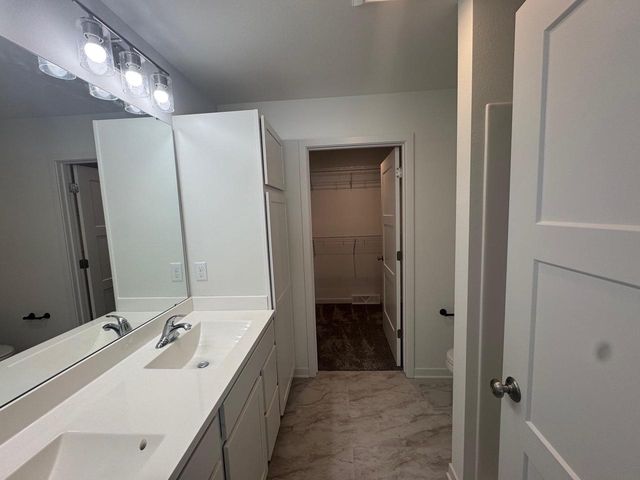 1125 Red Hawk Drive, Milton, WI 53563