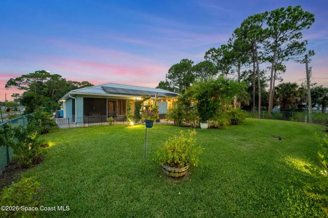 1197 Palo Alto Street SE, Palm Bay, FL 32909