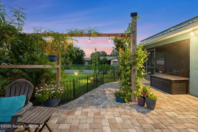 1197 Palo Alto Street SE, Palm Bay, FL 32909