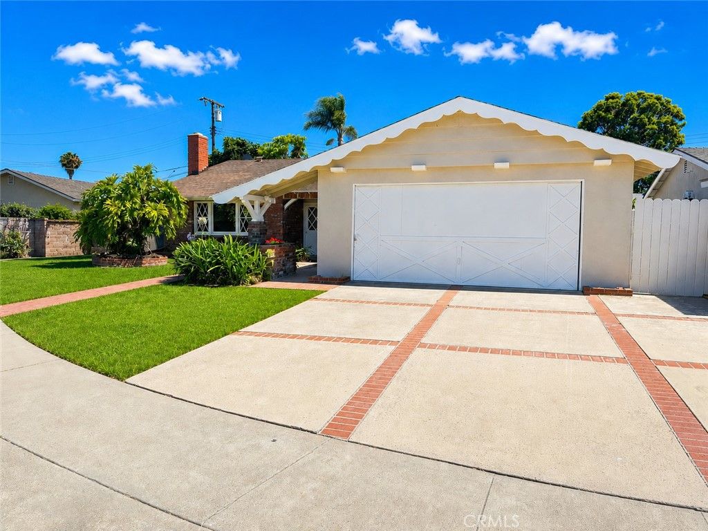 Image 1 of property listing at 6942 Verlene, Huntington Beach, CA 92647