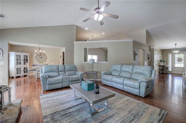 5541 Mulberry Preserve Drive, Flowery Branch, GA 30542