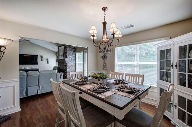 5541 Mulberry Preserve Drive, Flowery Branch, GA 30542
