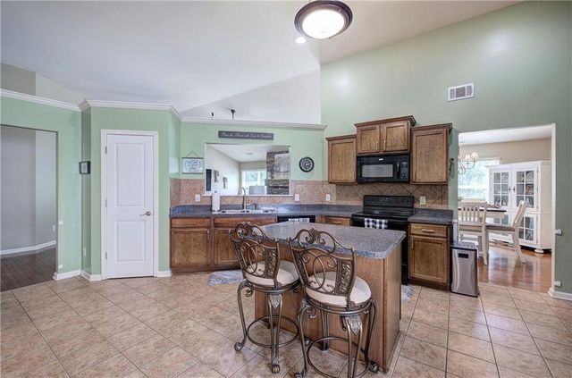 5541 Mulberry Preserve Drive, Flowery Branch, GA 30542