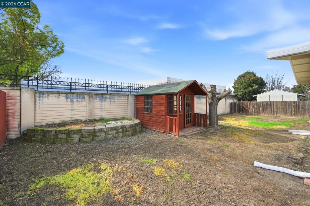 Image 27 of property listing at 2831 Richard Ave, Concord, CA 94520